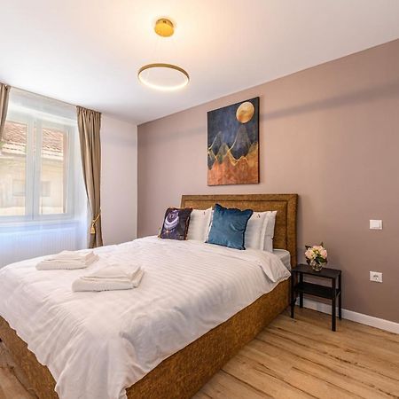 Schei Gate Apartment Brasov Bagian luar foto